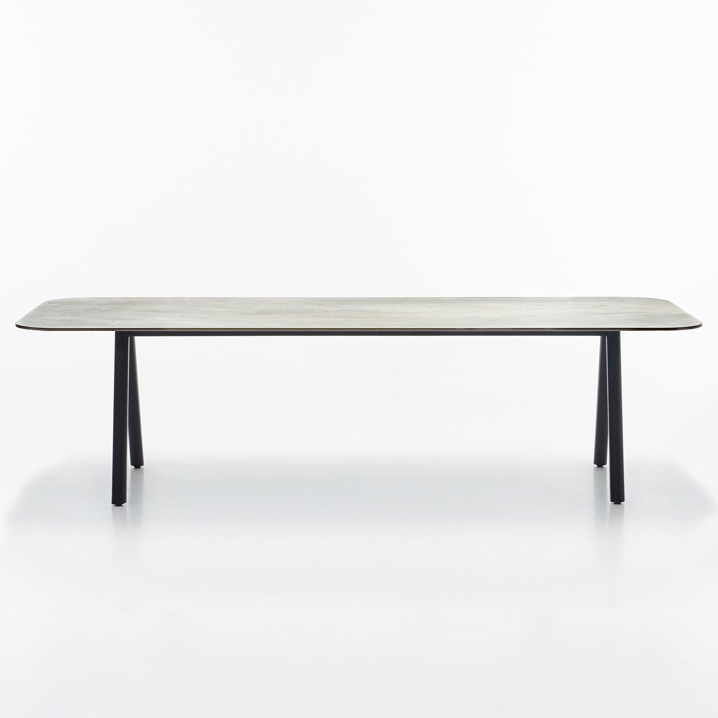 Ceramic Dining Table Kodo by Vincent Sheppard #FOSSIL GREY/CERAMIC FLINT