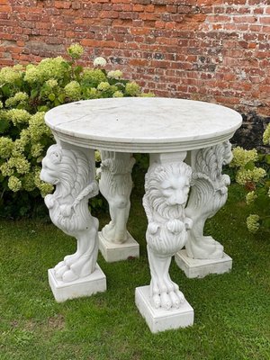 Large and Round Marble Table with Feet in the Shape of Lions, Italy-FGA-923796