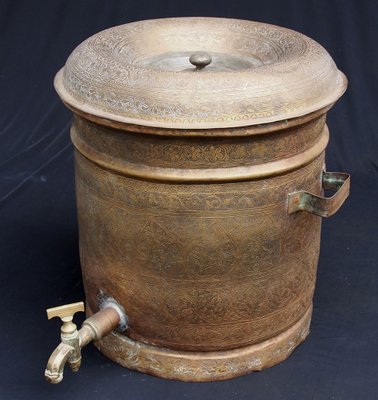 Large Antique Islamic Engraved Brass Bucket, 1920s-UZN-1408761