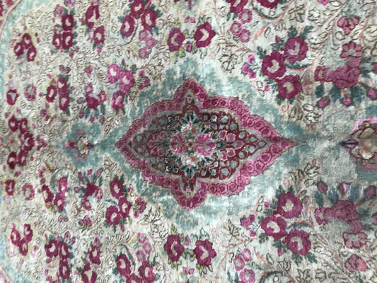 Large Antique Mahal Rug, 1920s