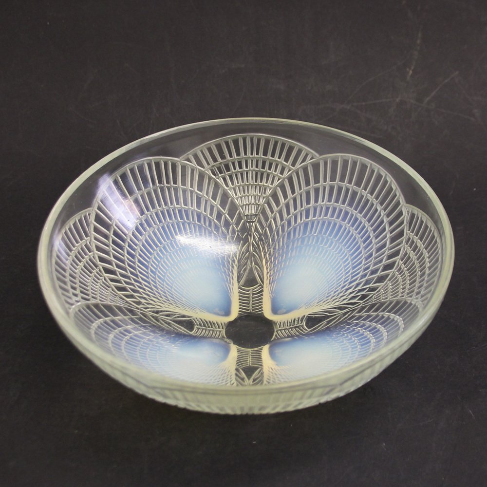 Large Art Deco Opalescent Shell Bowl by René Lalique, 1924