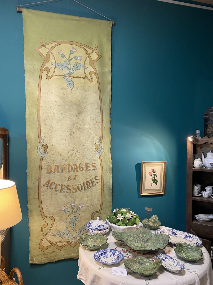 Large Art Nouveau Boutique Canvas