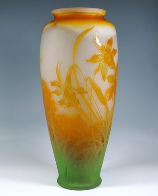 Large Art Nouveau Cameo Vase with Daffodil Decor by Émile Gallé, France, 1904-EMT-1785954