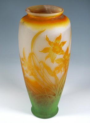 Large Art Nouveau Cameo Vase with Daffodil Decor by Émile Gallé, France, 1904-EMT-1785954