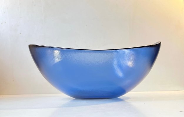 Large Blue Glass Bowl by Per Lütken for Holmegaard, 1980s-LCR-1196001