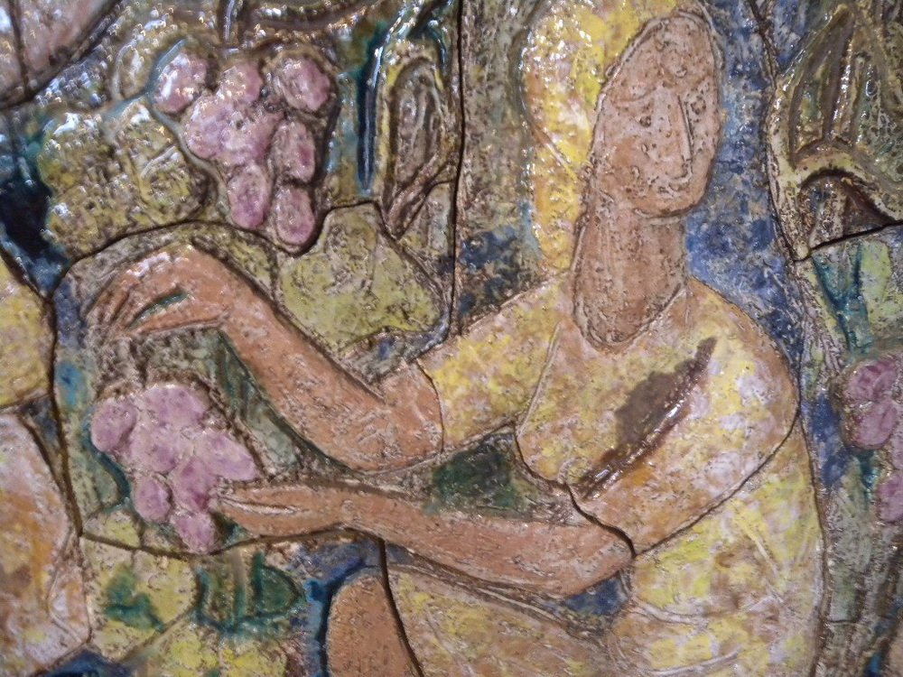 Large Ceramic Wall Relief Depicting Women at the Grape Harvest, Burg Giebichenstein