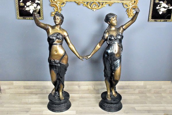 Large Early 20th-Century Bronze Sculptures of Women, Set of 2-GKV-1336634