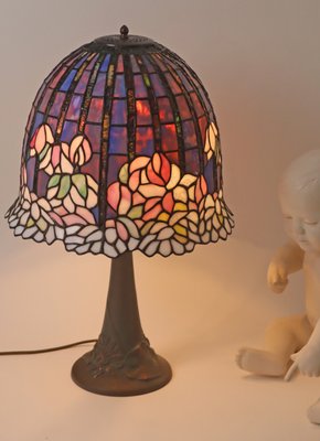 Large Glass Mosaic Table Lamp with Bronze Water Lily Lamp Base in the style of Tiffany-ESB-2027970