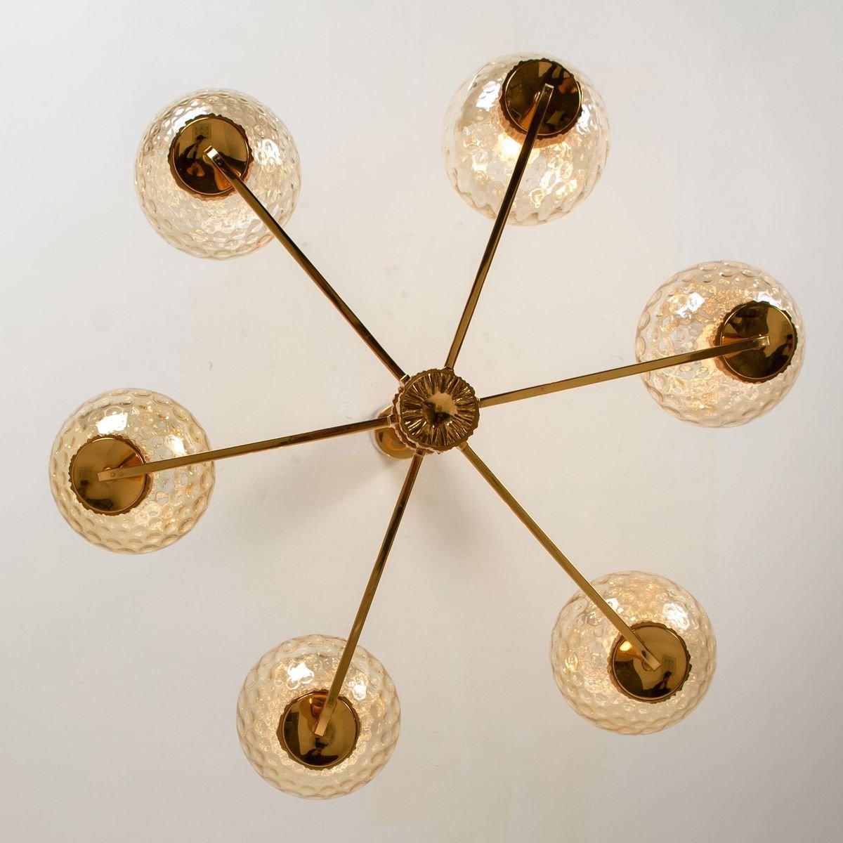 Large Gold-Plated Blown Glass Chandelier in the Style of Brotto, Italy, 1970s