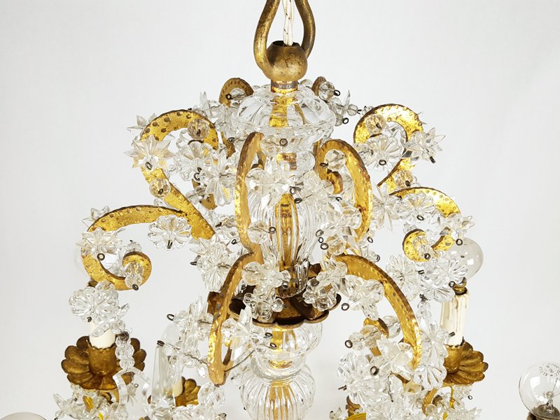 Large Italian Gold Leaf Metal and Faceted Crystal 12-Light Chandelier, 1930s