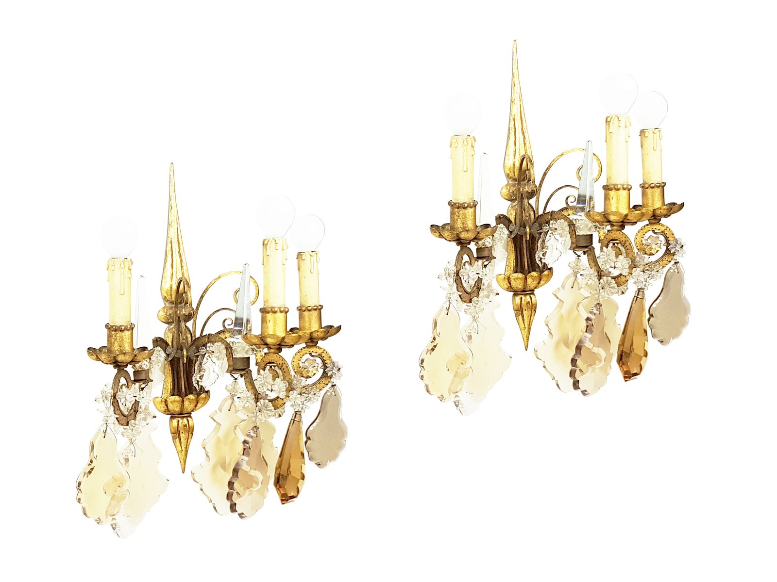 Large Italian Gold Leaf Metal and Faceted Crystal 12-Light Chandelier, 1930s