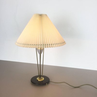 Large Italian Modernist Table Light with Metal Base, 1960s-QZ-1143241