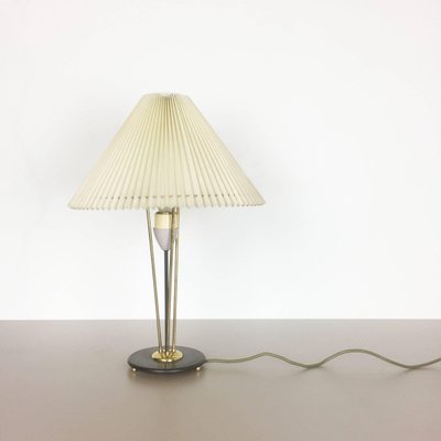 Large Italian Modernist Table Light with Metal Base, 1960s-QZ-1143241