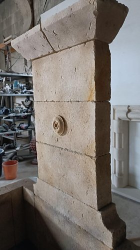 Large Italian Stone Fountain with Washbasin, 20th Century