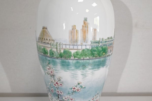 Large Japanese Porcelain Vase, 1950s-RVK-1395771