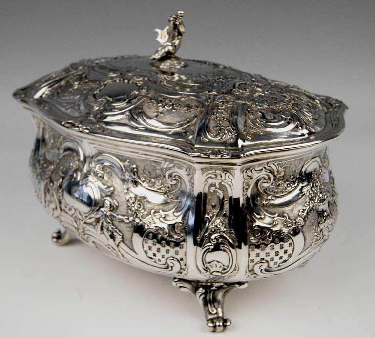 Large Lidded Bowl on Feet in Silver, Hanau, Germany, 1907-1910