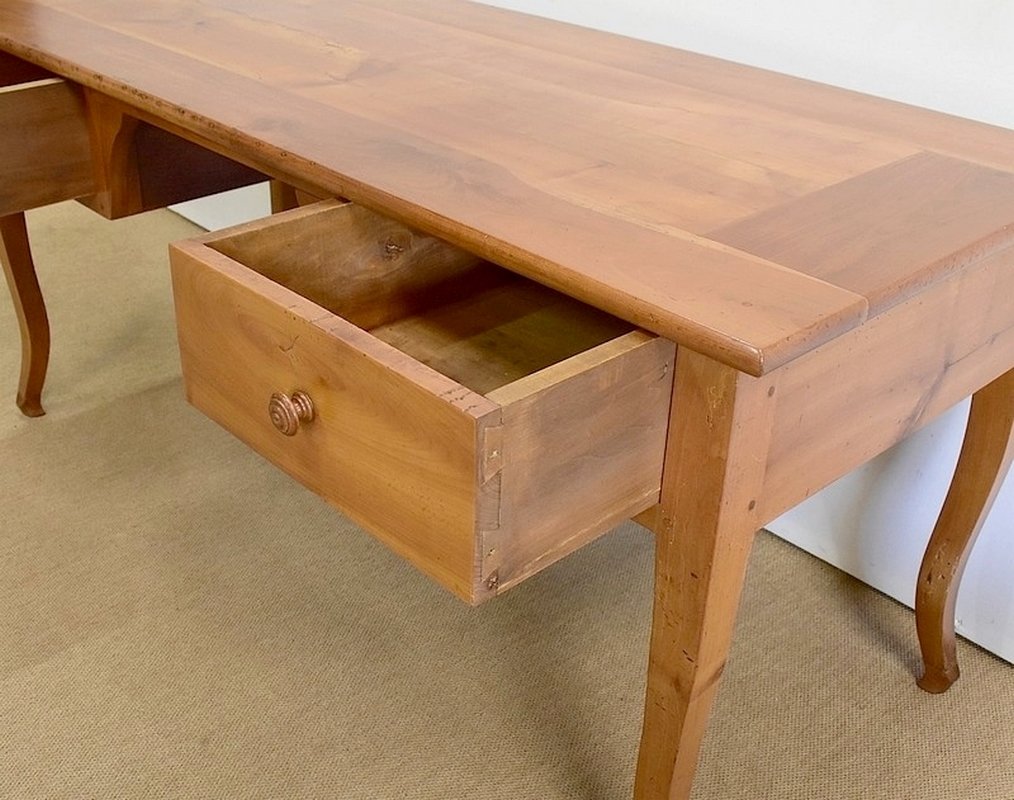 Large Louis XV Desk in Solid Cherry, Mid-19th Century