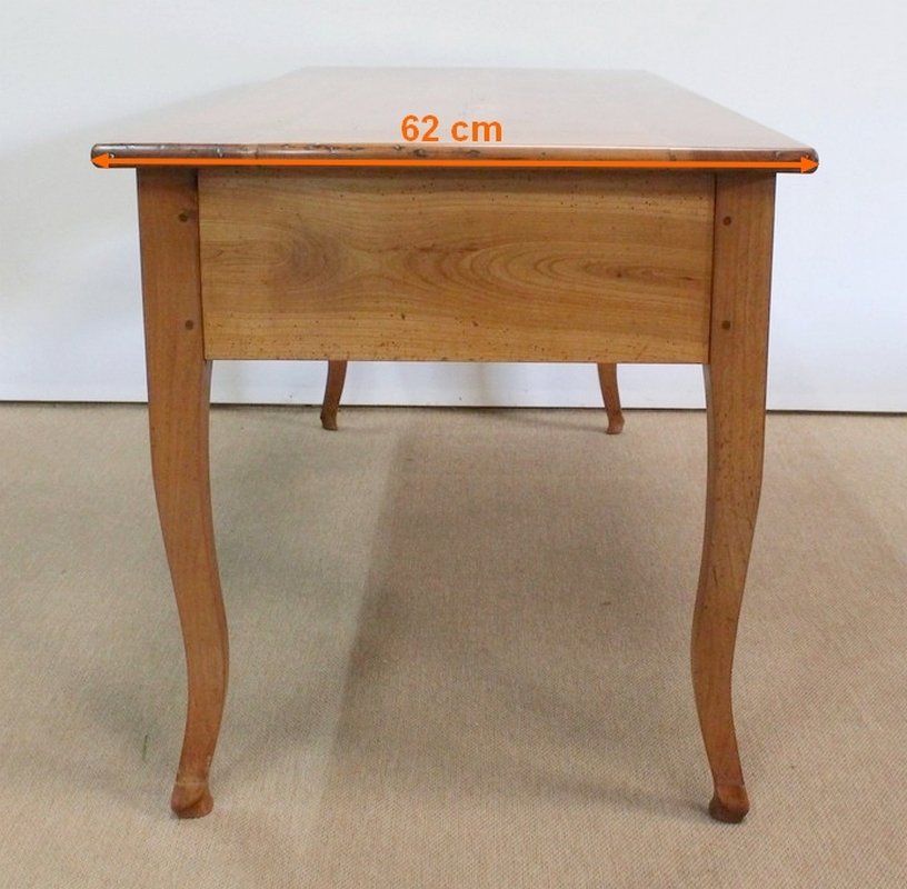 Large Louis XV Desk in Solid Cherry, Mid-19th Century