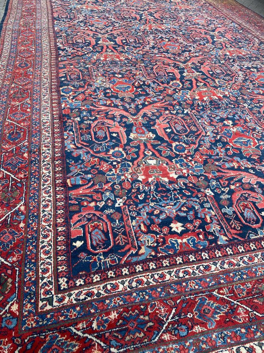 Large Mahal Rug