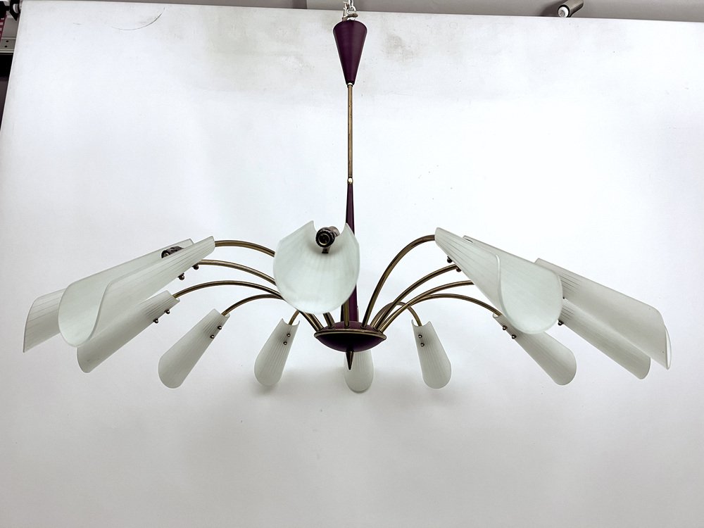 Large Mid-Century 12-Arm Chandelier in the style of Stilnovo, Italy, 1950s