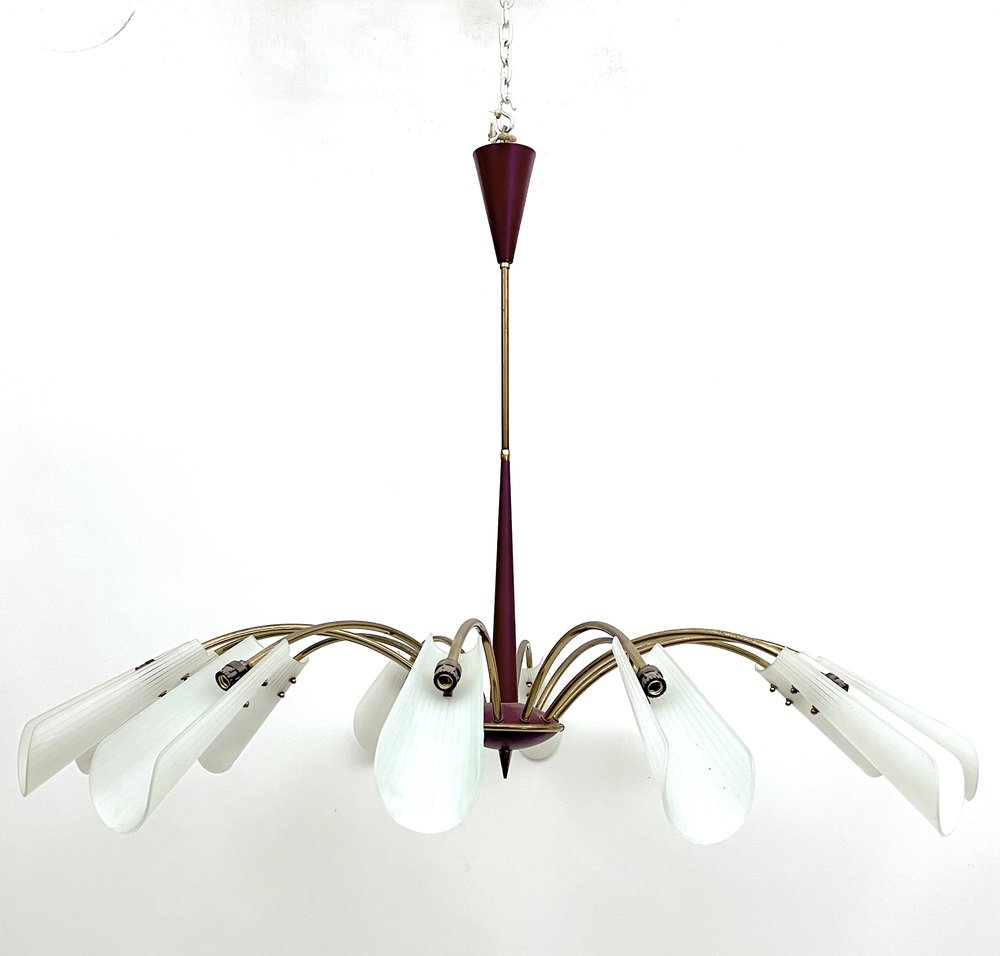 Large Mid-Century 12-Arm Chandelier in the style of Stilnovo, Italy, 1950s