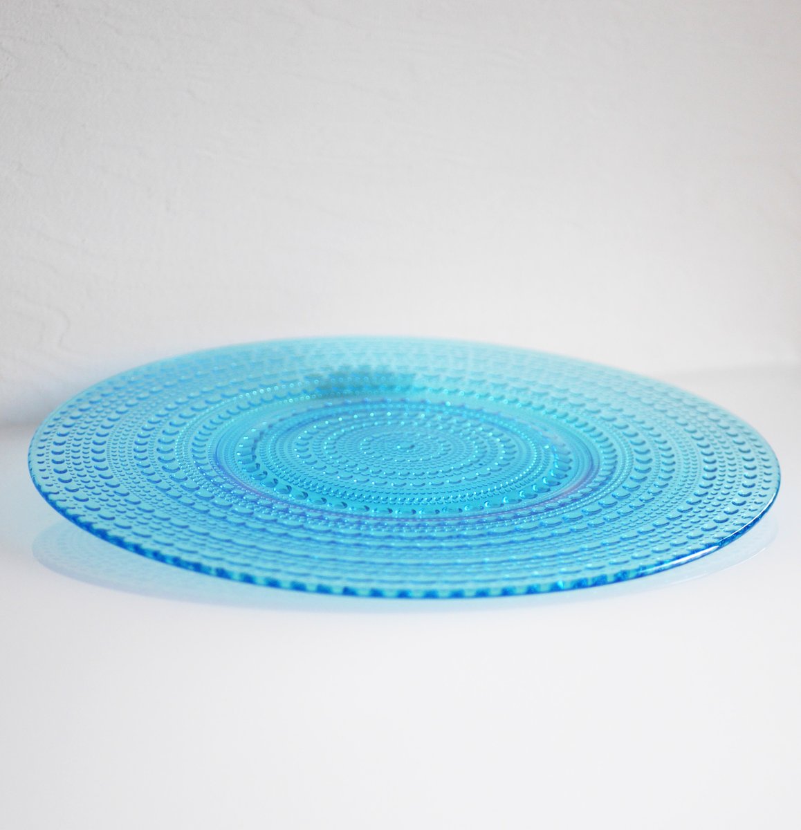 Large Mid-Century Modern Glass Plate in Azur Blue Color by Oiva Toikka Known as Kastehelmi, Italy, 1979