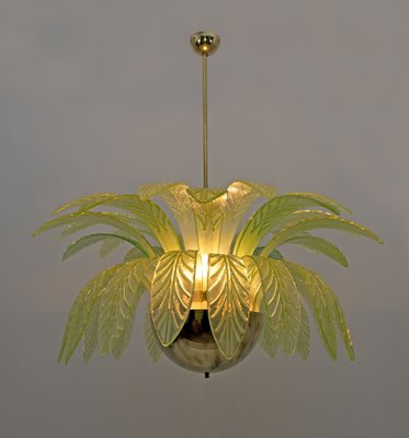 Large Mid-Century Modern Palm Leaf Chandelier in Murano Glass and Brass, 1970s-FER-1798020