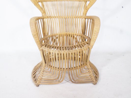 Large Mid-Century Peacock Rattan Chair from Rohé Noordwolde, 1970s-LVS-1384351