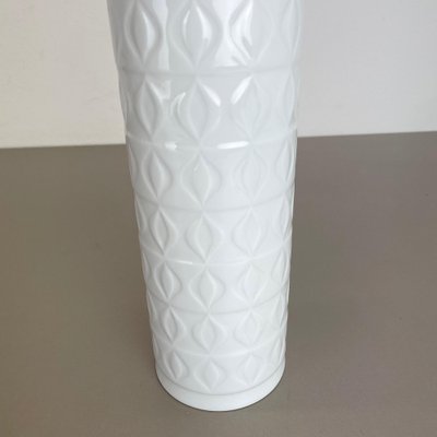 Large Op Art Biscuit Porcelain German Vase from Ak Kaiser, Germany, 1970s-QZ-1053363