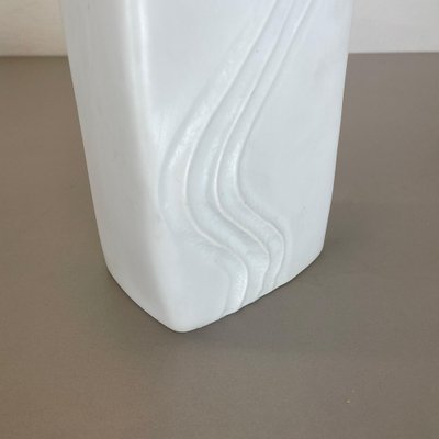 Large Op Art German Porcelain No2 Vase by Martin Freyer for Rosenthal, 1970s-QZ-1161698