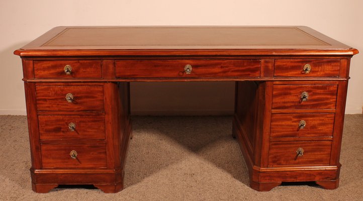 Large Pedestal Desk in Mahogany-HPU-1767801