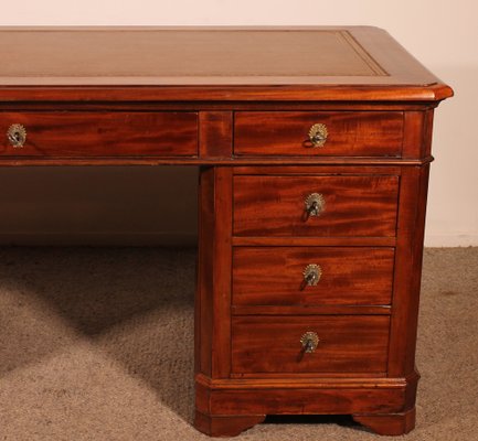 Large Pedestal Desk in Mahogany-HPU-1767801