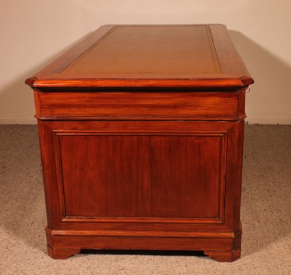 Large Pedestal Desk in Mahogany-HPU-1767801