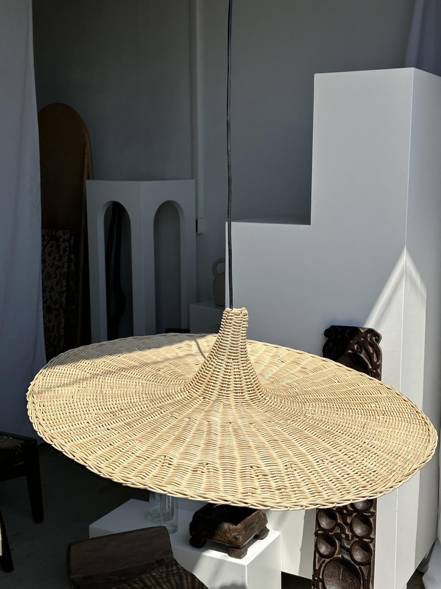 Large Pendant Light in Rattan in the Shape of a Hat