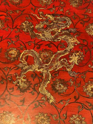 Large Red Lacquered Coffee Table with Golden Chinese Decorations, 1970s-BA-1698361