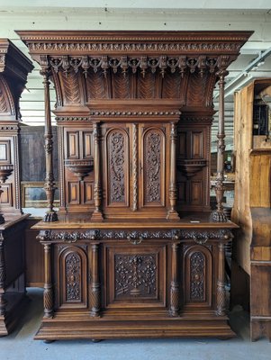 Large Renaissance Buffet in Walnut, Set of 2-HLV-1706188