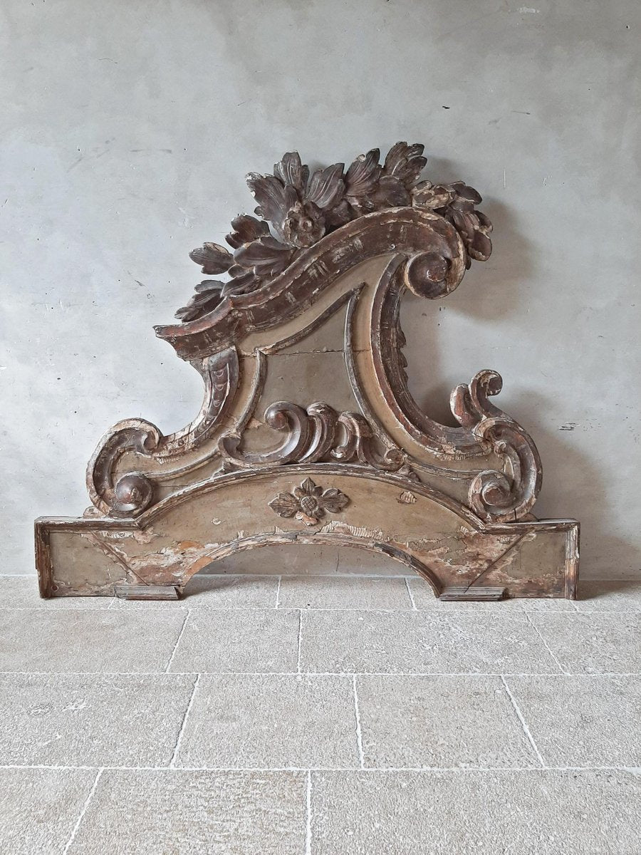 Large Rococo Carved Wood Supra Porte Ornament, Italy, 1700s