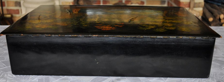 Large Russian Lacquered Box, 20th Century-KHH-1362876