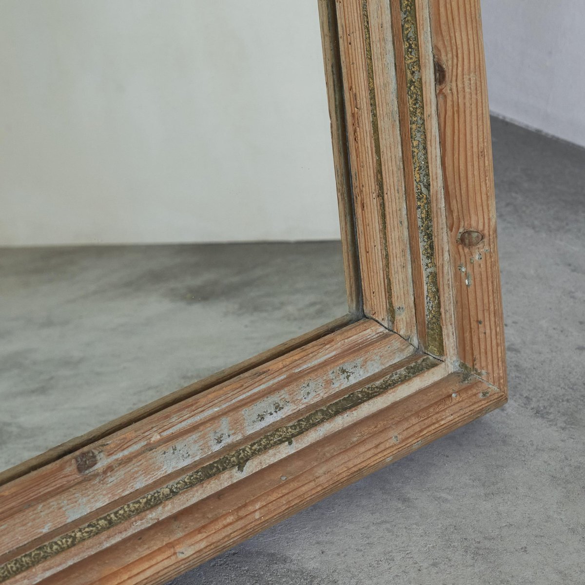 Large Rustic Mirror in Pine and Faded Paint, 1920s