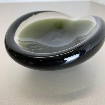 Large Sculptural Murano Glass Shell Ashtray, Italy, 1970-QZ-1149904