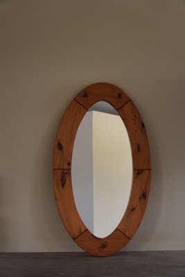 Large Swedish Oval Wall Mirror in Pine from Glasmäster Markaryd, 1960s-MXF-1419290