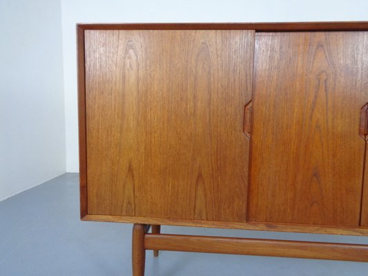 Large Teak Sideboard by Henry Rosengren Hansen for Brande Møbelindustri, 1950s-RDW-1723341