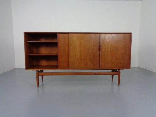 Large Teak Sideboard by Henry Rosengren Hansen for Brande Møbelindustri, 1950s-RDW-1723341