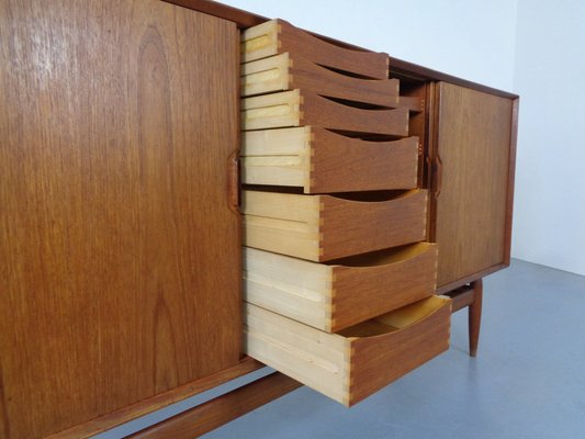 Large Teak Sideboard by Henry Rosengren Hansen for Brande Møbelindustri, 1950s-RDW-1723341