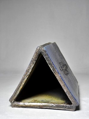 Large Triangular Ceramic Box, 1996-GRD-2021831