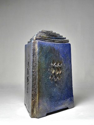 Large Triangular Ceramic Box, 1996-GRD-2021831