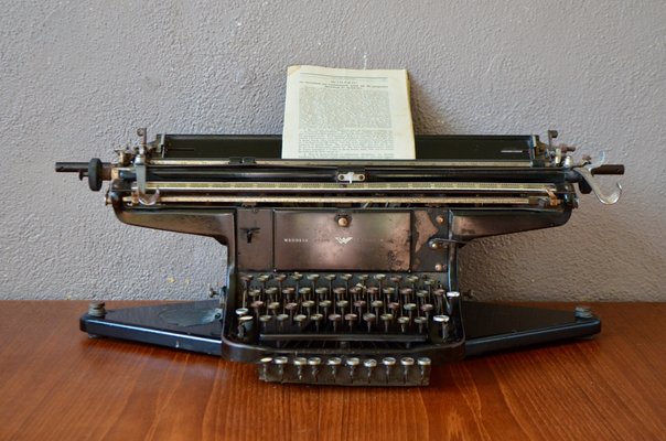 Large Typewriter from Continental-AIU-1453057