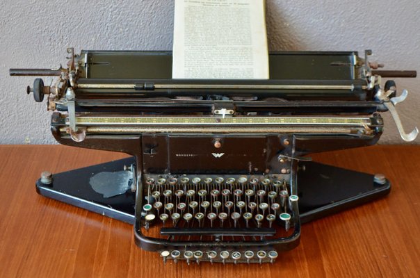 Large Typewriter from Continental-AIU-1453057