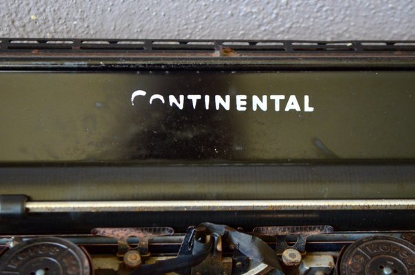 Large Typewriter from Continental-AIU-1453057