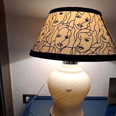 Large Vintage Beige & White Murano Swirl Table Lamp, 1970s-HIT-1384482